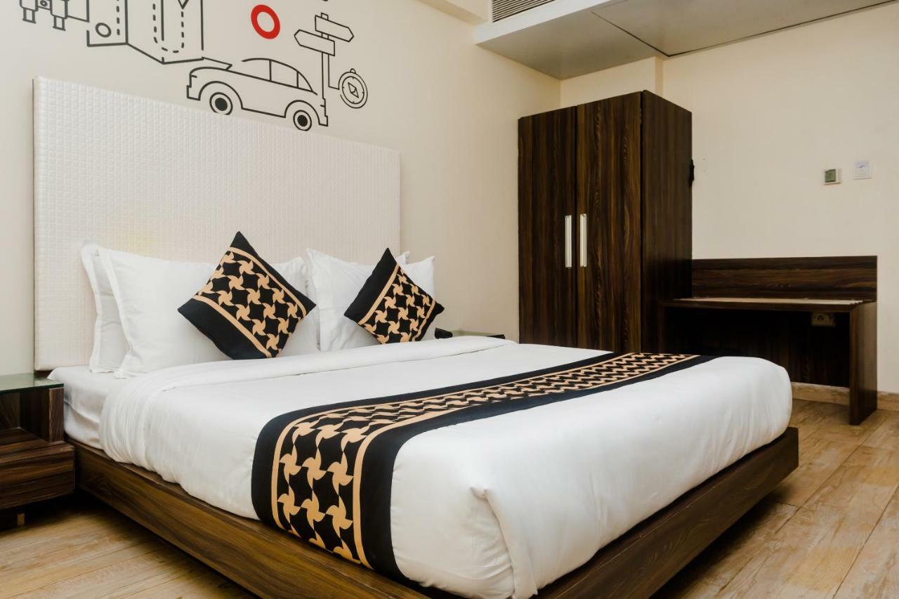 Mumbai House Hotel Juhu Bagian luar foto